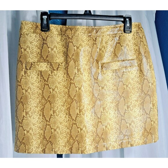 Honey Punch Gold Snake Print Faux Leather Zip Mini Skirt Womens Large - Picture 1 of 9